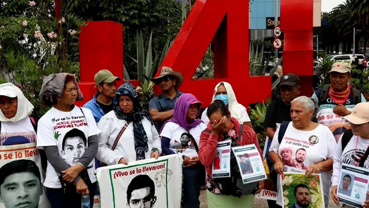 Prisión domiciliaria a exministerio público de caso Ayotzinapa