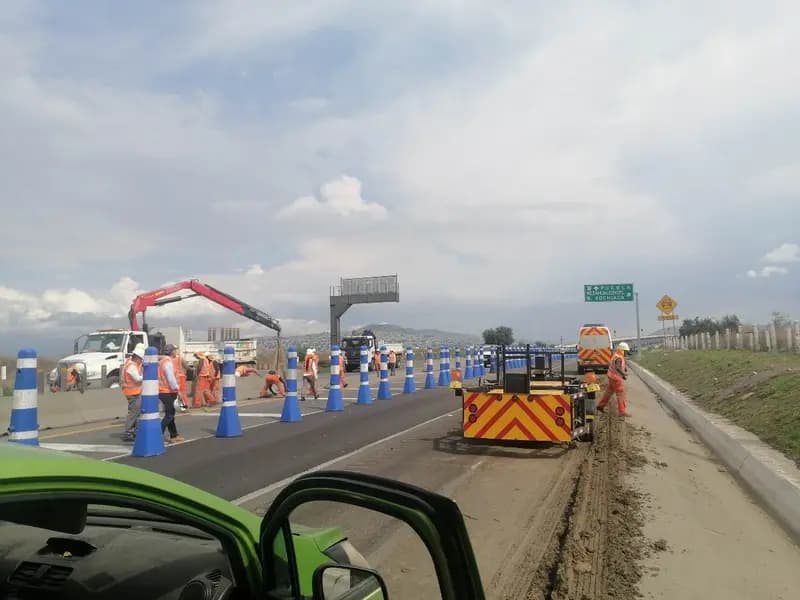 Trabajo forzado para reabrir Circuito Exterior Mexiquense
