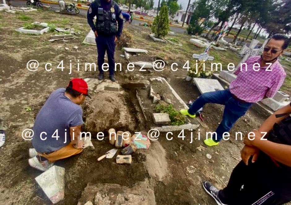 Detenidos por hacer brujería en panteón de Iztapalapa