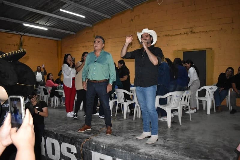 MAS DE DOS MIL PERSONAS ACEPTAN RETO DE RUIZ URIBE DE PARTICIPAR EN UNA GRAN CONSULTA CIUDADANA PARA UNA MEJOR BAJA CALIFORNIA