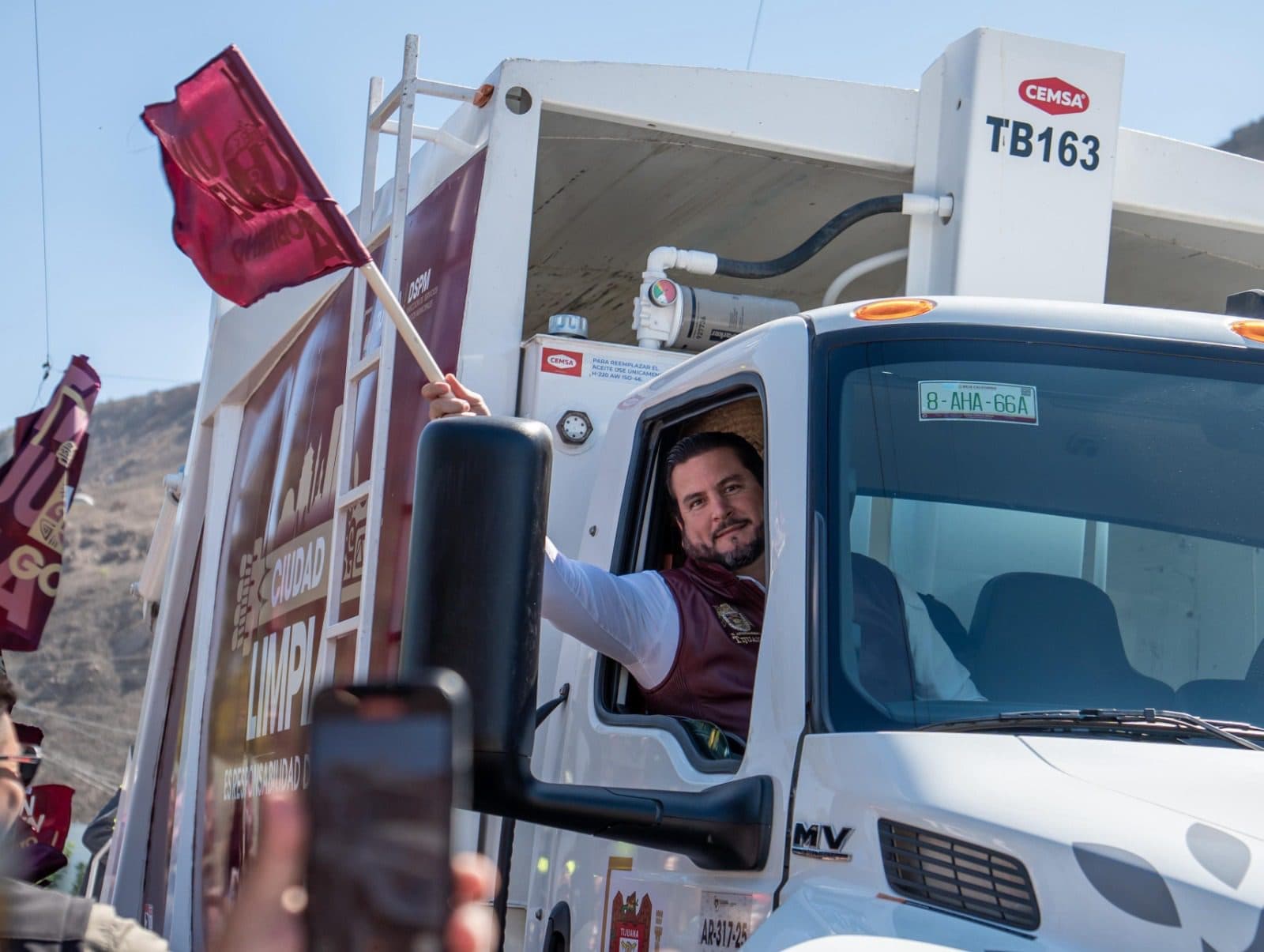 Amplía Gobierno Municipal cobertura de recolección de basura con nuevas rutas en Playas de Tijuana